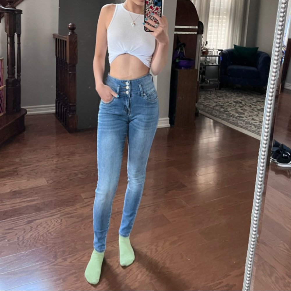 Cute blue ultra high rise skinny jeans